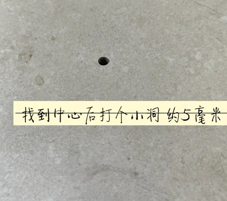 万州瓷砖空鼓维修公司专业解答在瓷砖铺贴过程中，如果砂料搅拌不均匀，将会带来以下问题